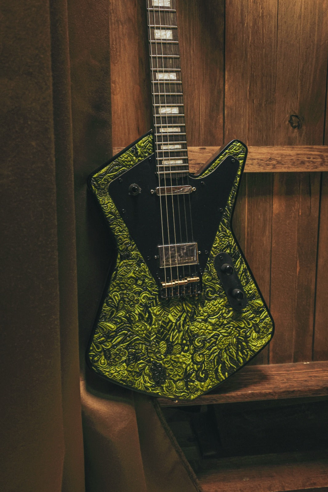 Maverick Guitar